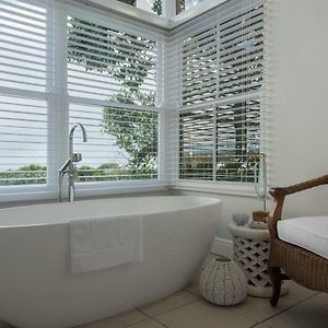 Luxury  One-Bedroom Lodge